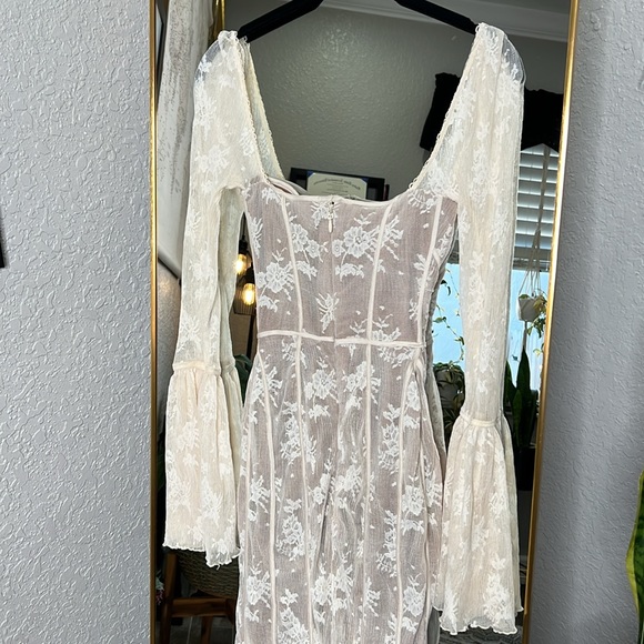 HOUSE OF CB 'Delilah' Vintage Cream Lace Maxi Dress NWOT - Picture 9 of 9